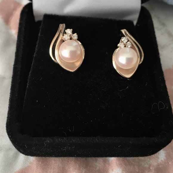 14 ktPearl & Diamond Accent Gold Stud Earrings